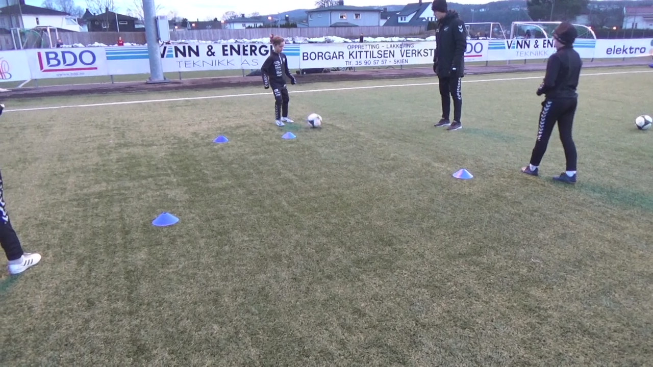 5 Medtak Cruyff-pasning innside.mp4
